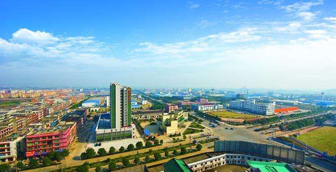 岳麓區(qū)近年來搶抓“國家級(jí)新區(qū)+”機(jī)遇 譜寫跨越精彩篇章