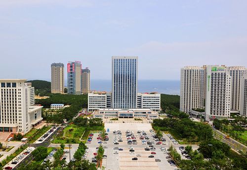 威?；鹁娓咝聟^“雙創”示范基地煉成記