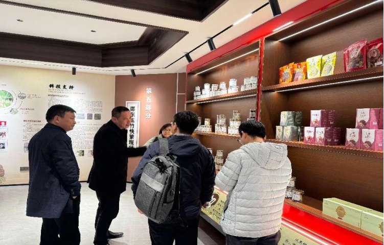 中國高新院課題組赴“中國玉竹之鄉(xiāng)” 深度探索邵東國家現(xiàn)代農(nóng)業(yè)產(chǎn)業(yè)園建設(shè)